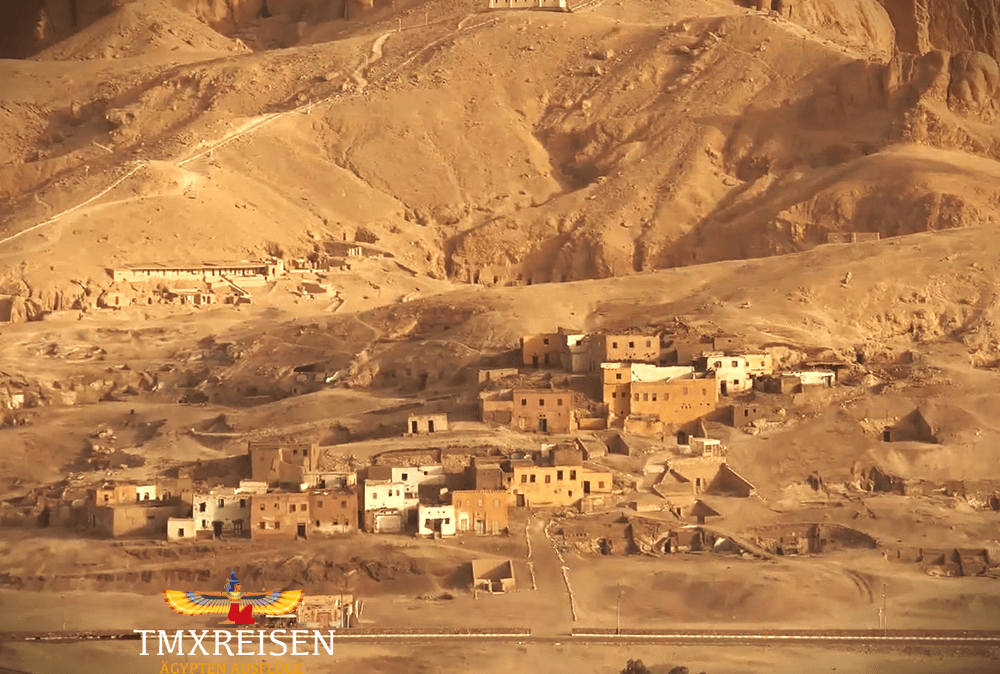 Tal der Adligen und Habu Tempel Gedächtnis Tempel von Ramses dem Dritten bei TMXREISEN luxor Ausflüge-Luxor sehenswürdigkeiten-Ägypten Urlaub-Theben West-Luxor.mögliche aktivitäten in luxor-luxor aktivitäten-habu tempel-deir el madina-medinet habu tempel