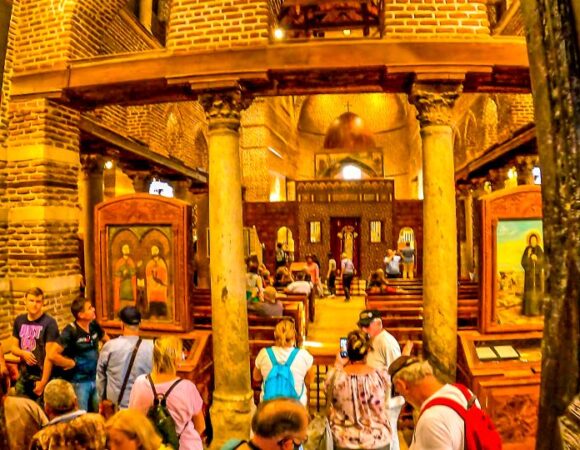 Zu Pyramiden per-MiniBus ab Hurghada