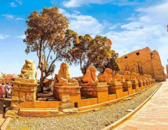 Luxor Per Luxusbus ab Hurghada
